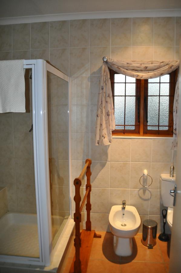 Clan Court Guesthouse Clanwilliam Bagian luar foto