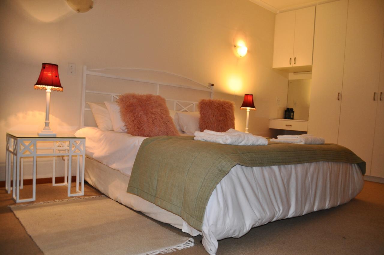 Clan Court Guesthouse Clanwilliam Bagian luar foto