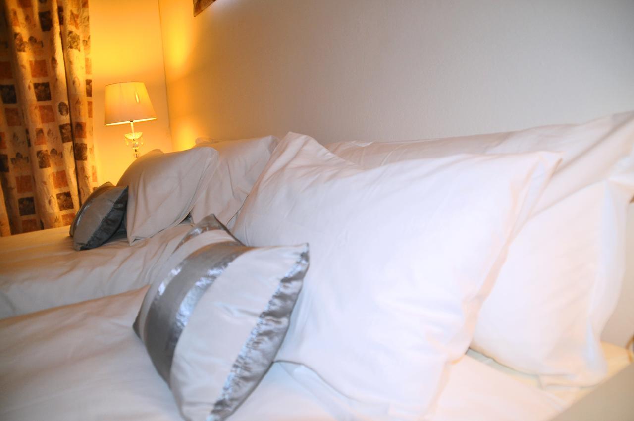 Clan Court Guesthouse Clanwilliam Bagian luar foto
